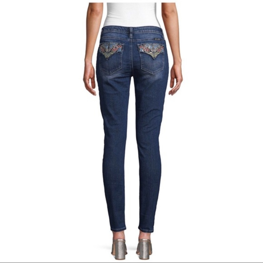 Miss Me Size 25 Sequin Butterfly Skinnies - Picture 3 of 3